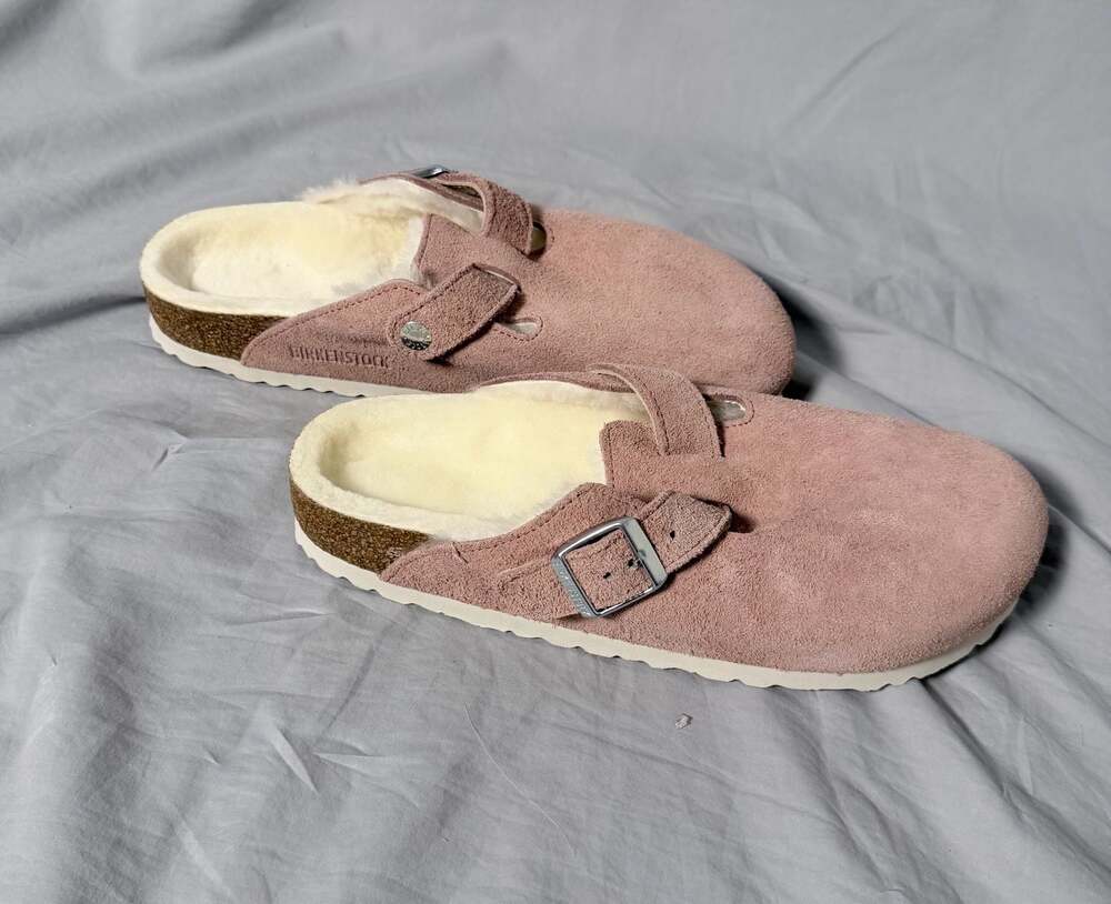Birkenstock Boston Shearling Lined Suede Clogs in Pink Clay - Picture 3 of 8